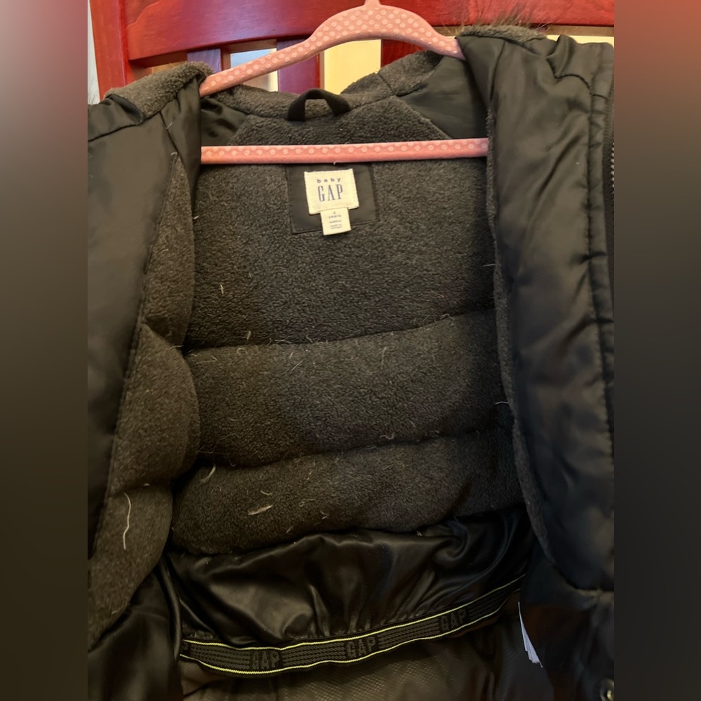 Gap winter down coat with faux fur collar.